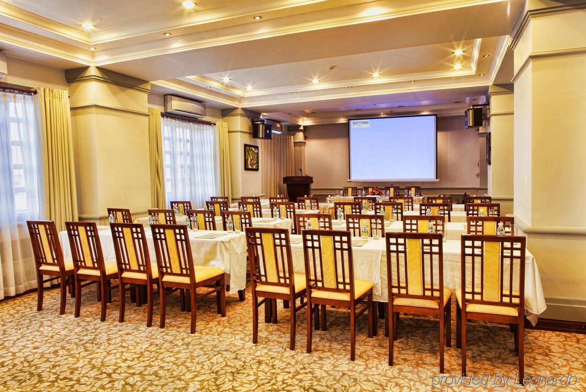 The Sun Hotel 나트랑 외부 사진